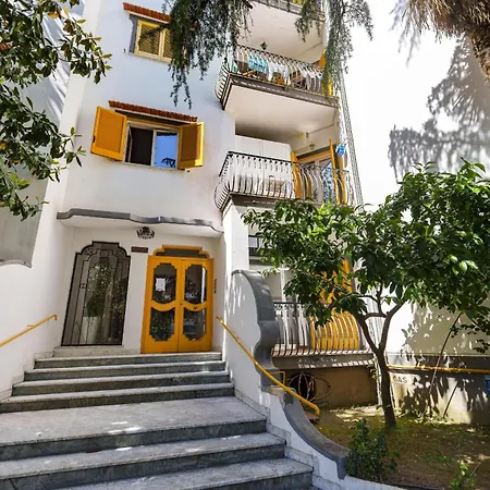 Ester's * Σορέντο