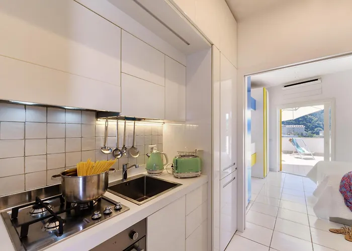 Будинок відпочинку Ester's